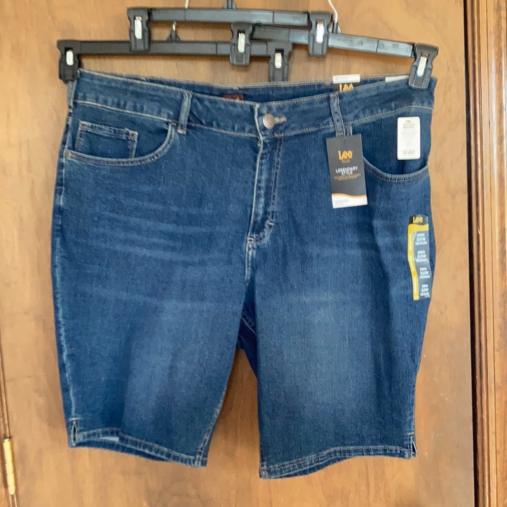 Relisted Lee midrise Bermuda short denim soft premium stretch fabric 22W - Picture 3 of 17